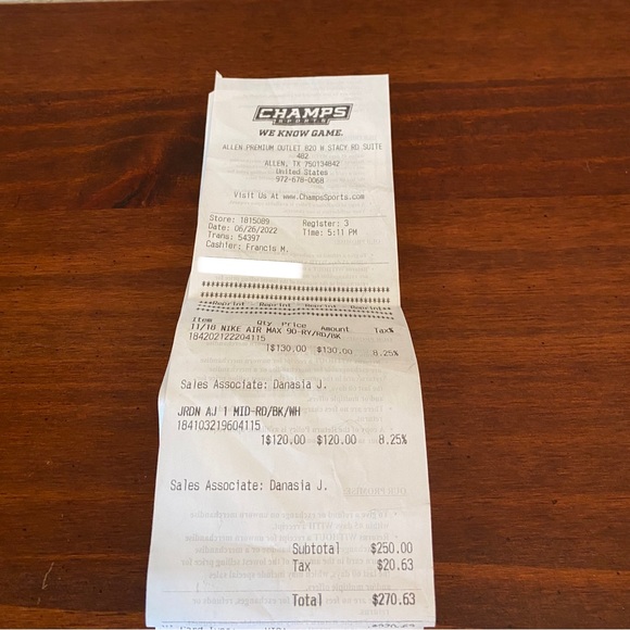 Air Jordan 1 Mid 'Reverse Bred' - Picture 10 of 11